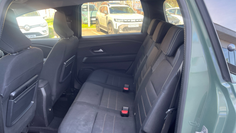 Dacia Jogger 1.0 TCe Extreme SE 5dr Petrol Estate